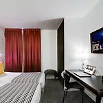 Joyce - Astotel Hotel