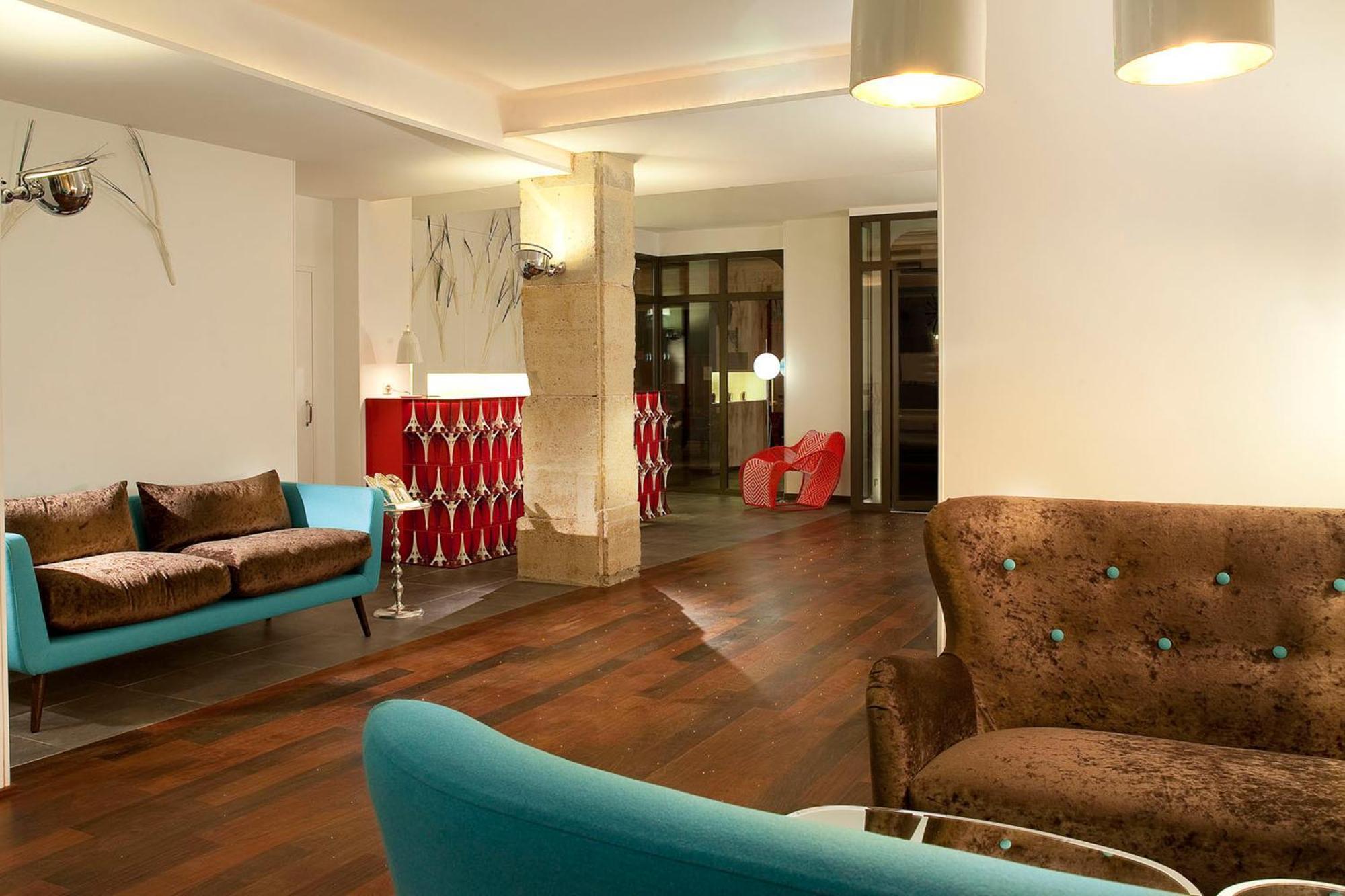 Joyce - Astotel Hotel