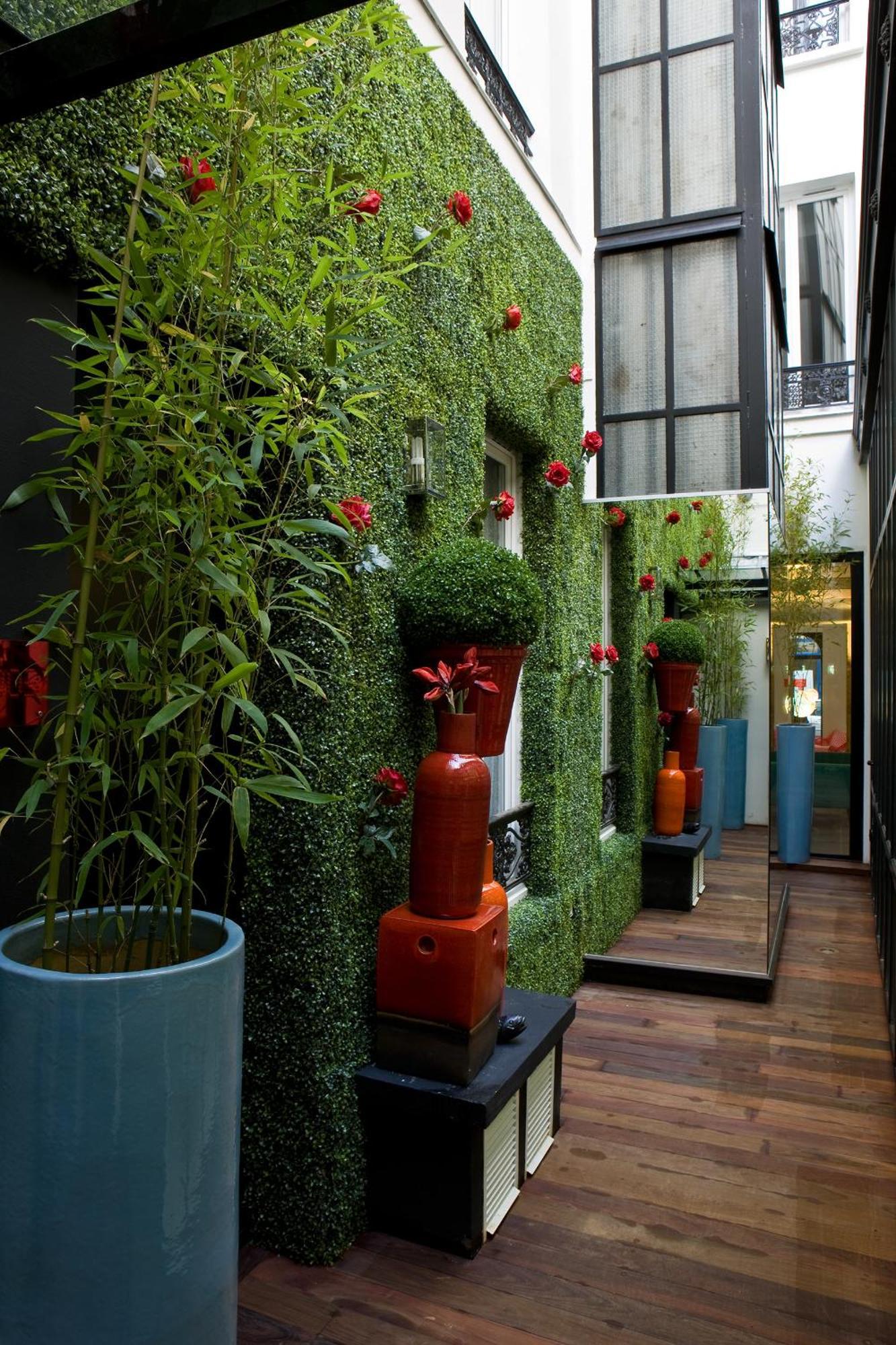 Joyce - Astotel Hotel 3*