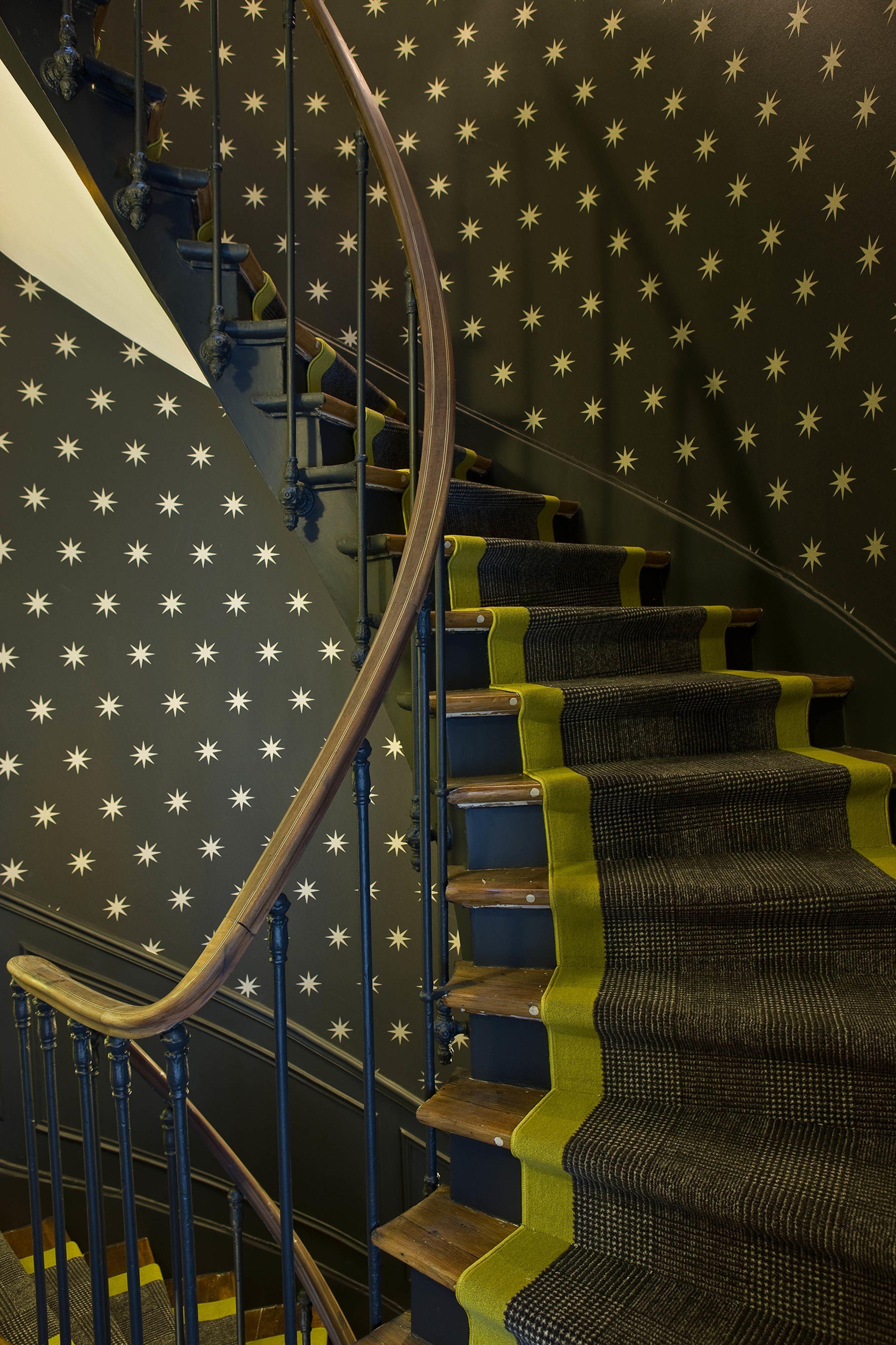 Joyce - Astotel Hotel Paris