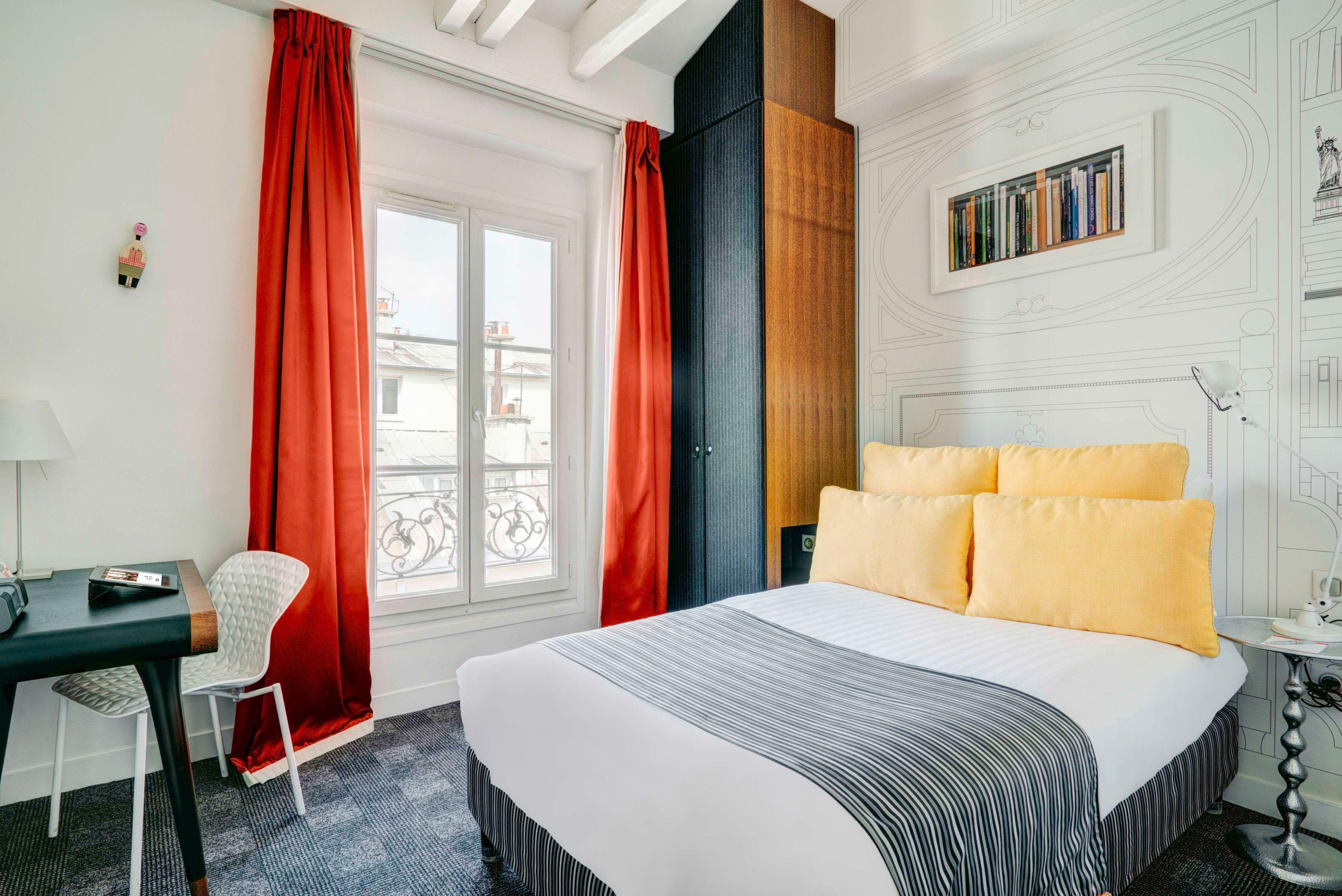 Joyce - Astotel Hotel